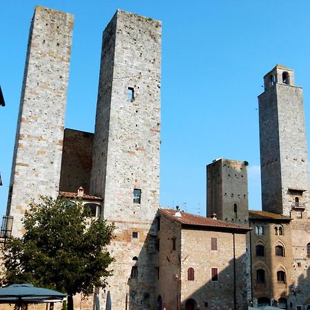 Apartamento Il Borgo Antico San Gimignano Exterior foto