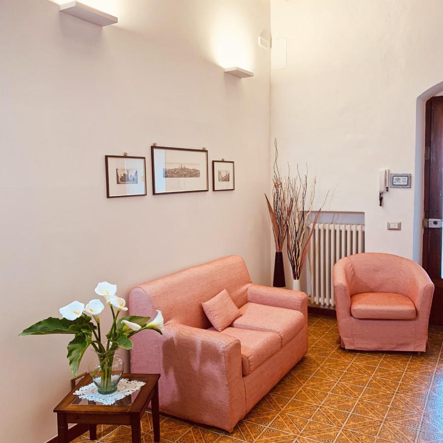 Apartamento Il Borgo Antico San Gimignano Exterior foto