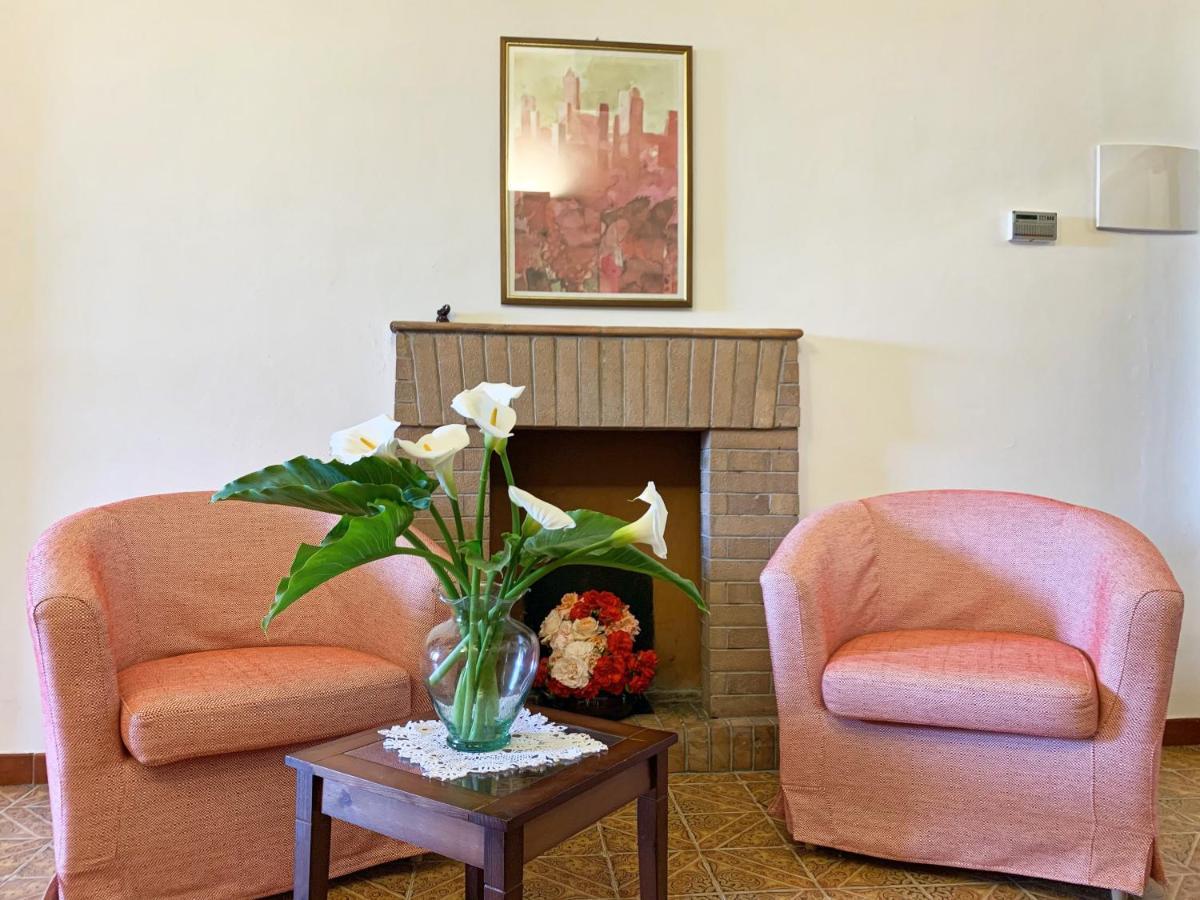 Apartamento Il Borgo Antico San Gimignano Exterior foto