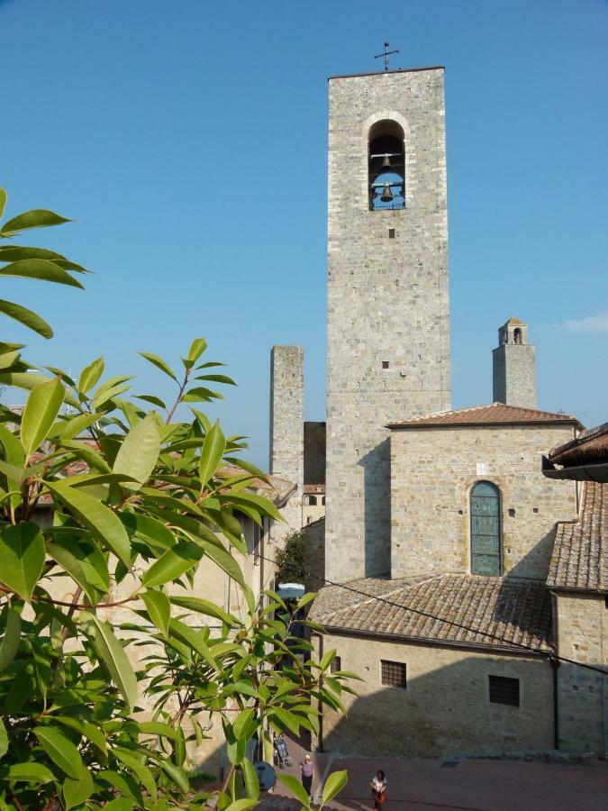 Apartamento Il Borgo Antico San Gimignano Exterior foto